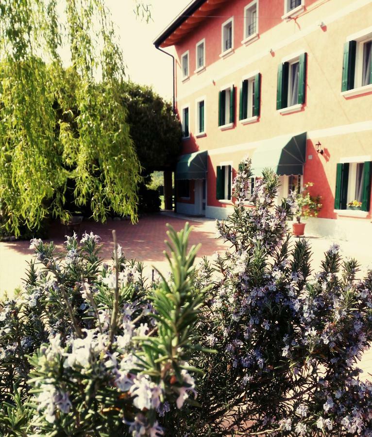 La Fonte Bed & Breakfast Fontanafredda Екстериор снимка